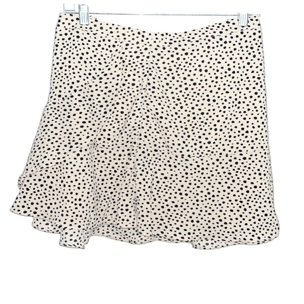 Francesca’s Ruffled Mini Skirt - Picture 3 of 6